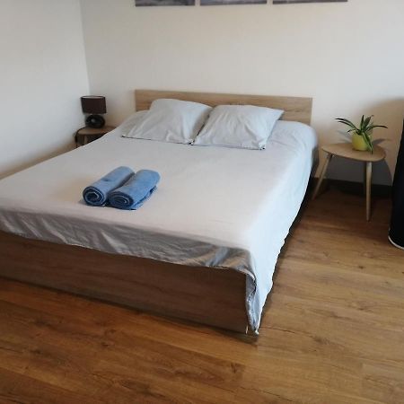 Ravissant Studio Proche De La Loire Орлеан Екстериор снимка